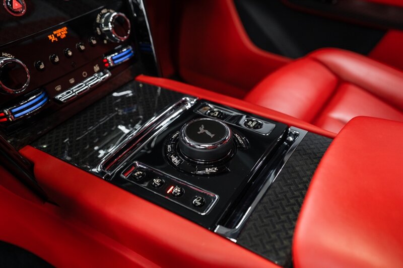 2021 Rolls-Royce Black Badge Cullinan   - Photo 64 - Huntington Beach, CA 92649