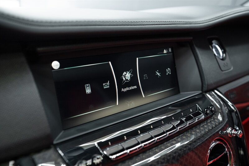 2021 Rolls-Royce Black Badge Cullinan   - Photo 41 - Huntington Beach, CA 92649