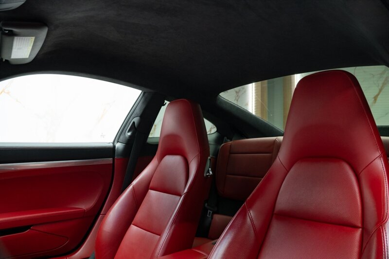 2015 Porsche 911 Turbo - Photo 17 - Huntington Beach, CA 92649