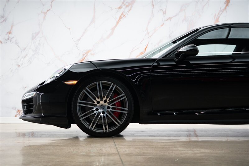 2015 Porsche 911 Turbo - Photo 4 - Huntington Beach, CA 92649