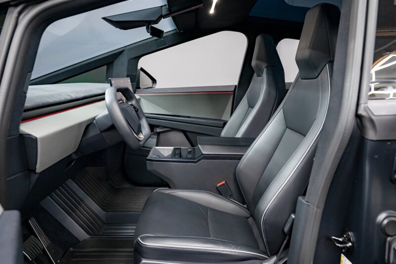 2024 Tesla Cybertruck Cyberbeast - Photo 45 - Huntington Beach, CA 92649
