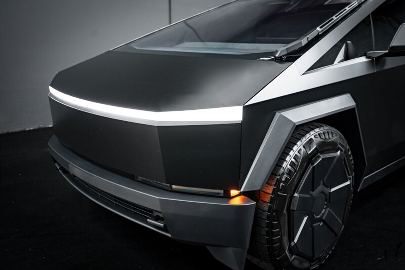 2024 Tesla Cybertruck Cyberbeast - Photo 55 - Huntington Beach, CA 92649