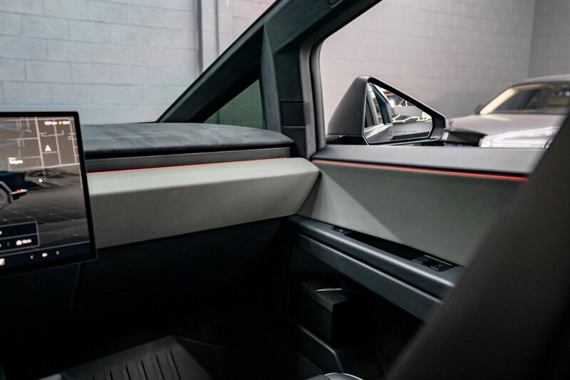 2024 Tesla Cybertruck Cyberbeast - Photo 14 - Huntington Beach, CA 92649