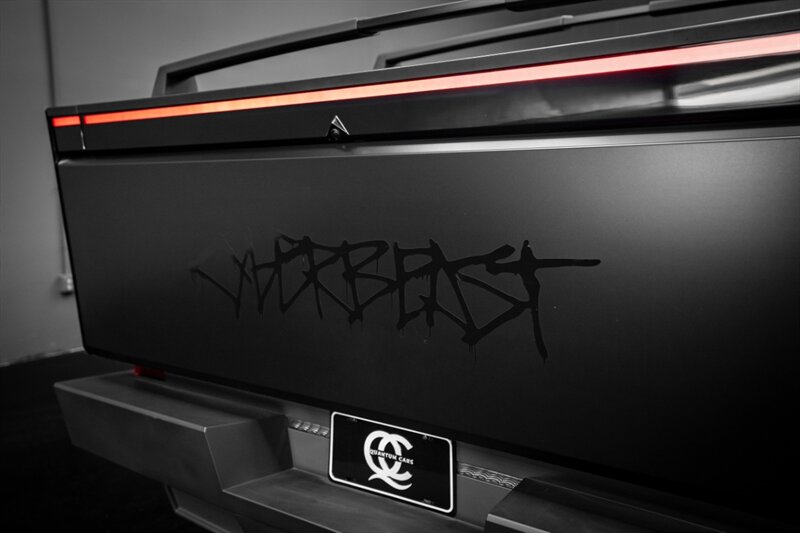 2024 Tesla Cybertruck Cyberbeast - Photo 7 - Huntington Beach, CA 92649