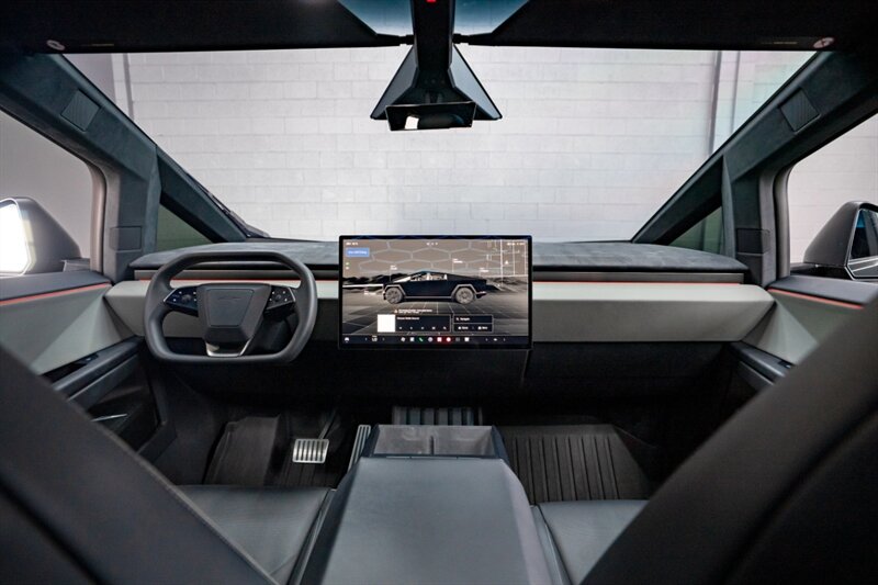 2024 Tesla Cybertruck Cyberbeast - Photo 16 - Huntington Beach, CA 92649
