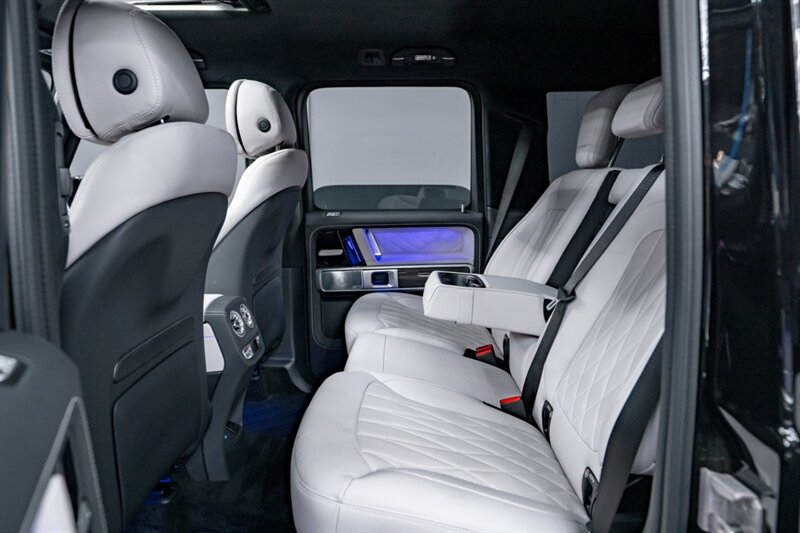 2025 Mercedes-Benz AMG G 63 - Photo 25 - Huntington Beach, CA 92649