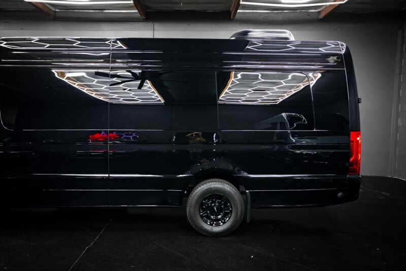 2026 Mercedes-Benz Sprinter 3500 - Photo 5 - Huntington Beach, CA 92649