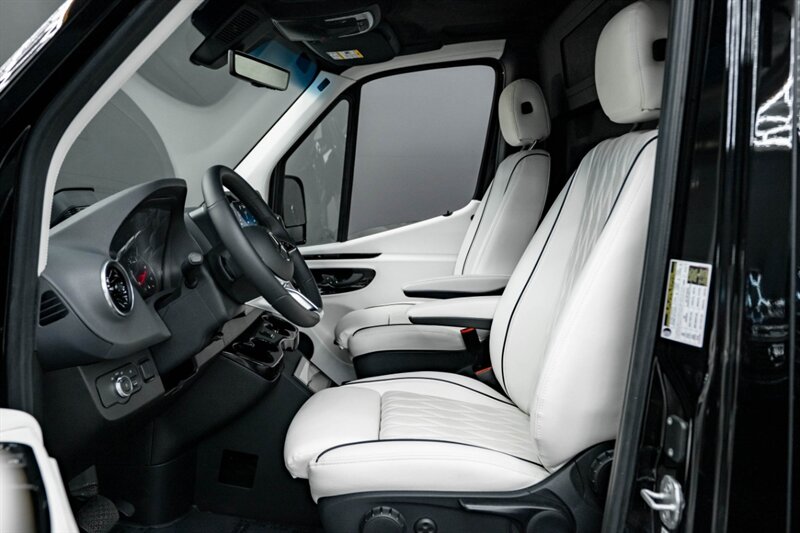 2026 Mercedes-Benz Sprinter 3500 - Photo 16 - Huntington Beach, CA 92649