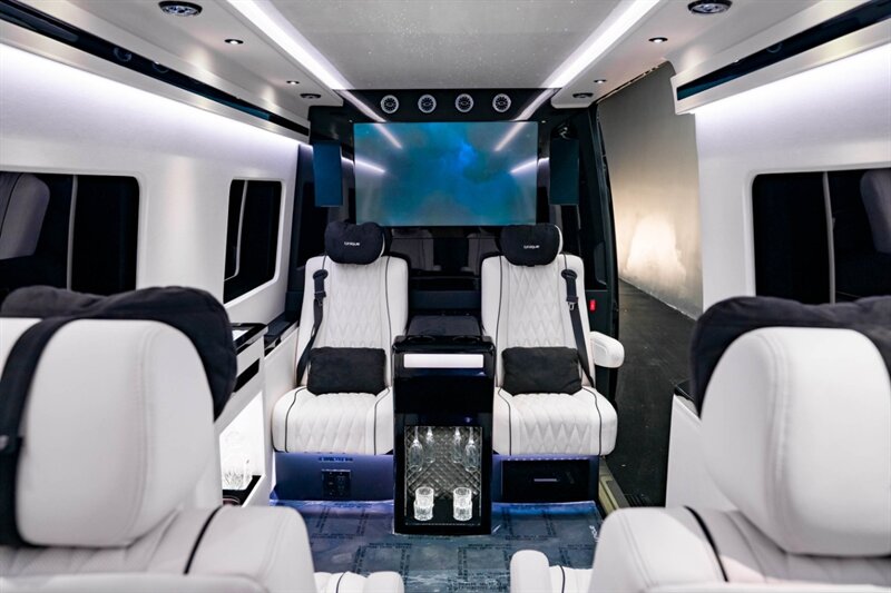 2026 Mercedes-Benz Sprinter 3500 - Photo 39 - Huntington Beach, CA 92649