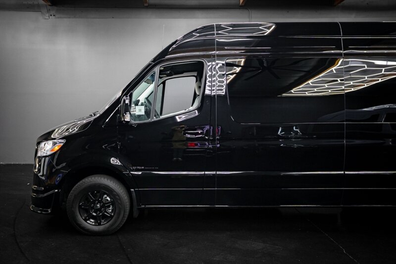 2026 Mercedes-Benz Sprinter 3500 - Photo 4 - Huntington Beach, CA 92649
