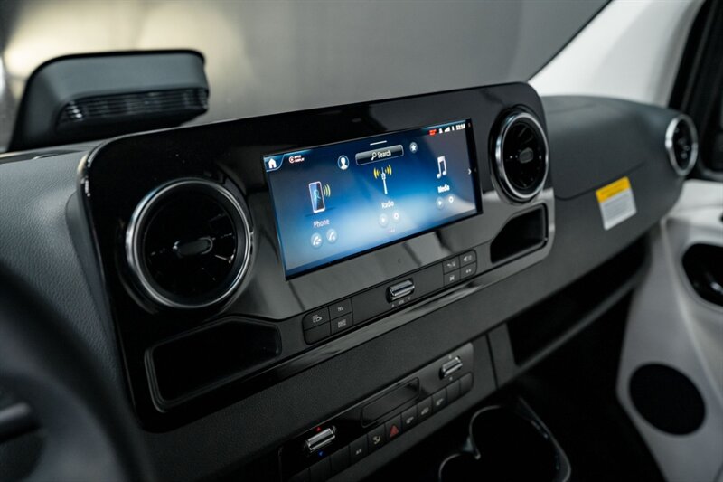 2026 Mercedes-Benz Sprinter 3500 - Photo 22 - Huntington Beach, CA 92649