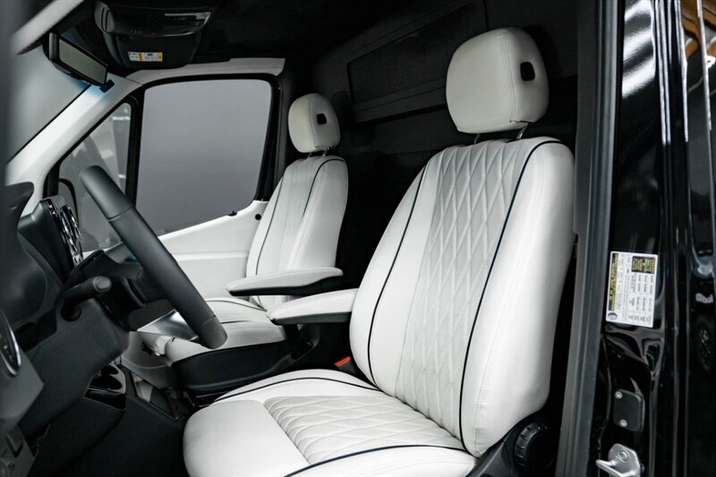 2026 Mercedes-Benz Sprinter 3500 - Photo 17 - Huntington Beach, CA 92649