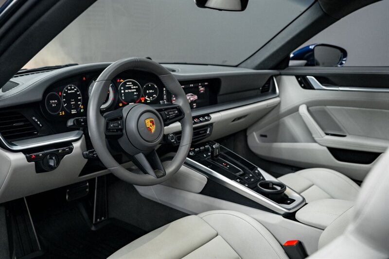 2021 Porsche 911 Turbo S - Photo 16 - Huntington Beach, CA 92649