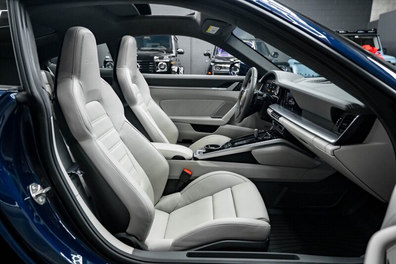 2021 Porsche 911 Turbo S - Photo 36 - Huntington Beach, CA 92649