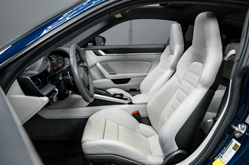 2021 Porsche 911 Turbo S - Photo 17 - Huntington Beach, CA 92649
