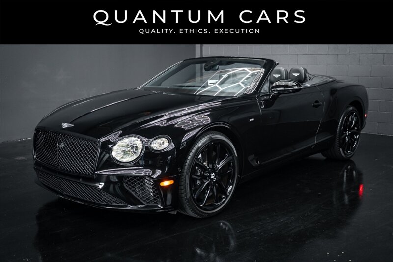 2022 Bentley Continental GTC V8  