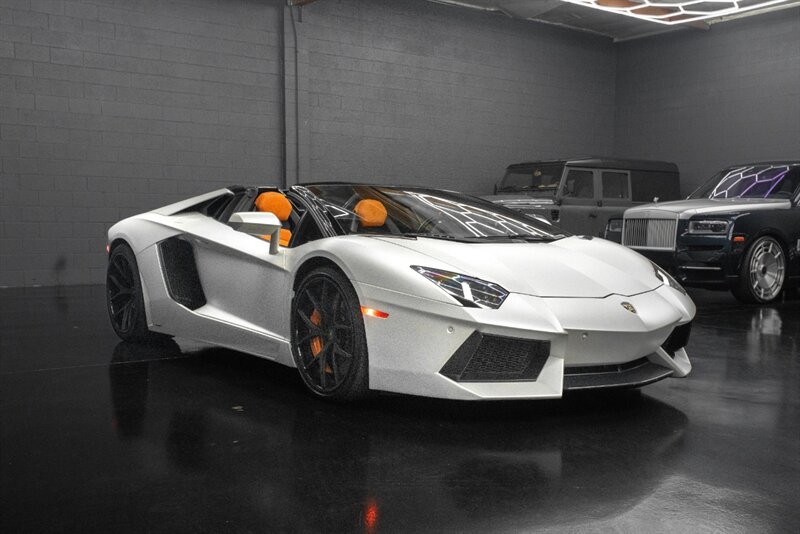 2014 Lamborghini Aventador LP 700-4 - Photo 17 - Huntington Beach, CA 92649
