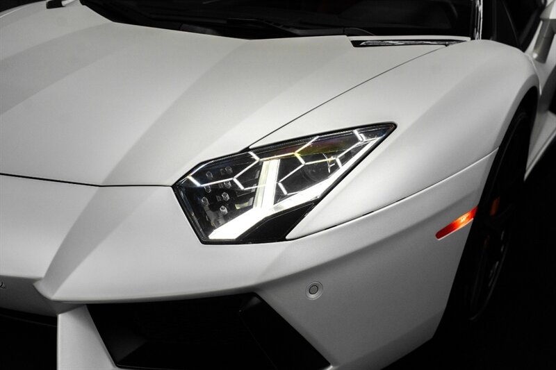 2014 Lamborghini Aventador LP 700-4 - Photo 10 - Huntington Beach, CA 92649