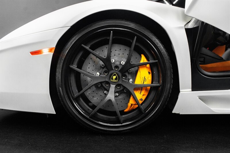 2014 Lamborghini Aventador LP 700-4 - Photo 14 - Huntington Beach, CA 92649