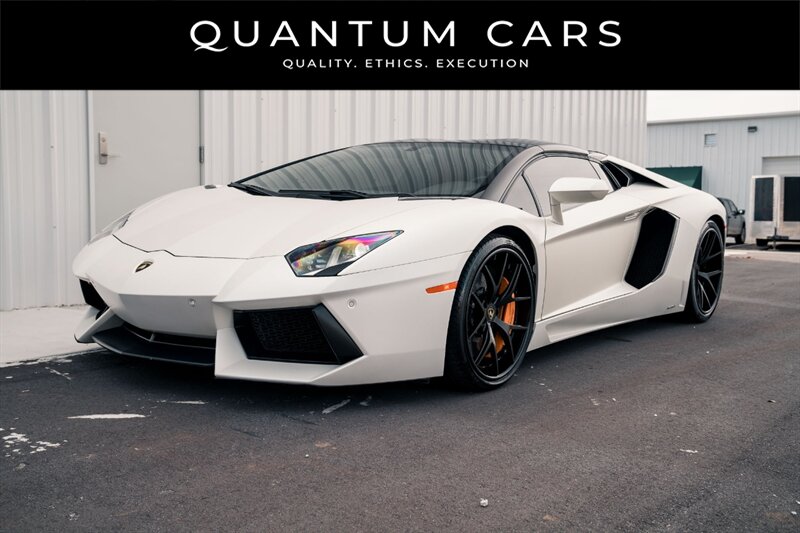 2014 Lamborghini Aventador LP 700-4  