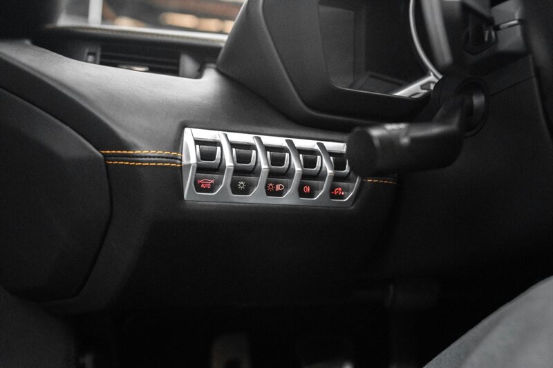 2014 Lamborghini Aventador LP 700-4 - Photo 44 - Huntington Beach, CA 92649