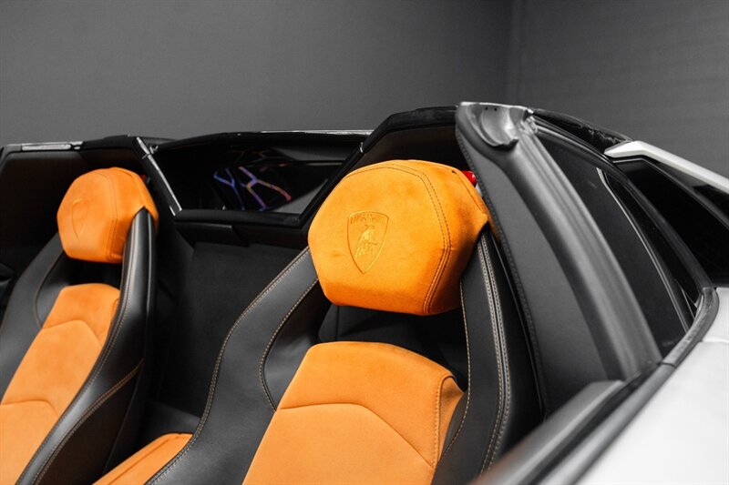 2014 Lamborghini Aventador LP 700-4 - Photo 47 - Huntington Beach, CA 92649