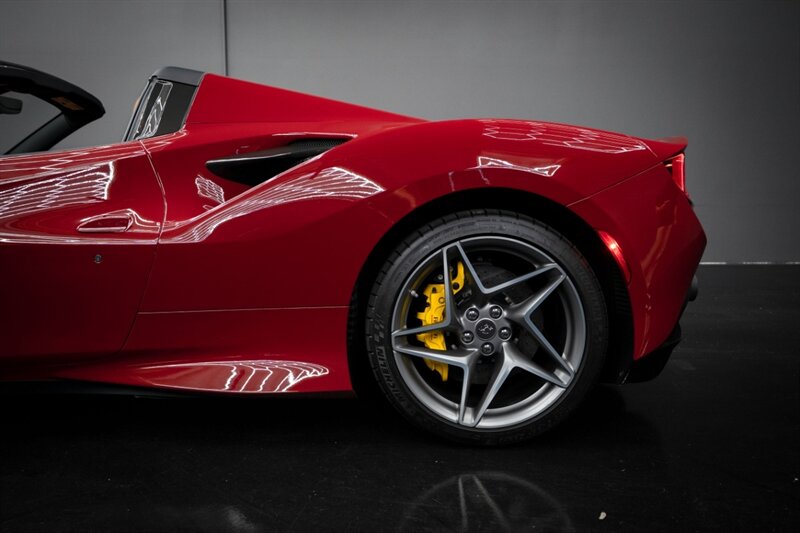 2021 Ferrari F8 Spider - Photo 6 - Huntington Beach, CA 92649