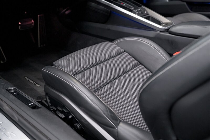 2021 Porsche 911 Turbo S - Photo 11 - Huntington Beach, CA 92649