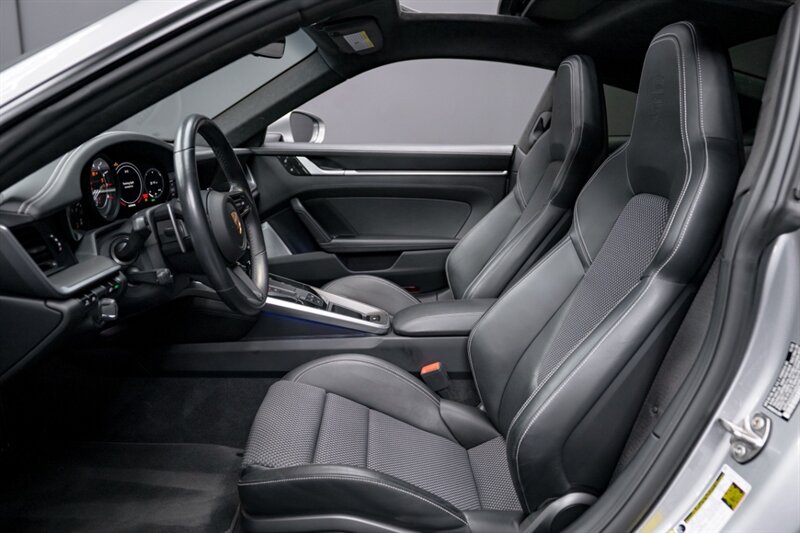 2021 Porsche 911 Turbo S - Photo 29 - Huntington Beach, CA 92649