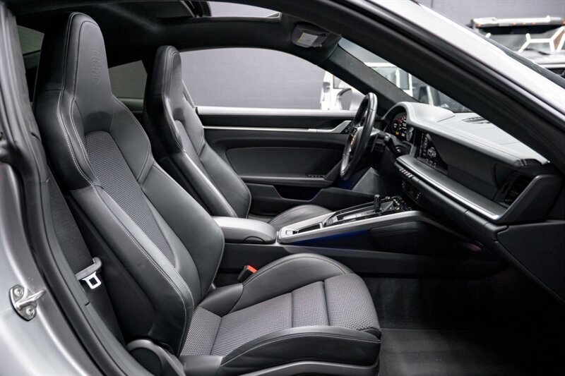2021 Porsche 911 Turbo S - Photo 66 - Huntington Beach, CA 92649