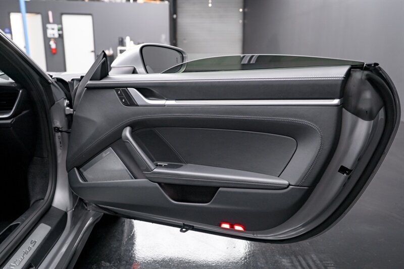 2021 Porsche 911 Turbo S - Photo 47 - Huntington Beach, CA 92649