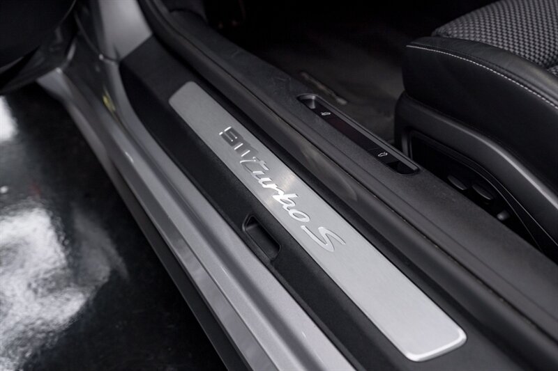 2021 Porsche 911 Turbo S - Photo 22 - Huntington Beach, CA 92649