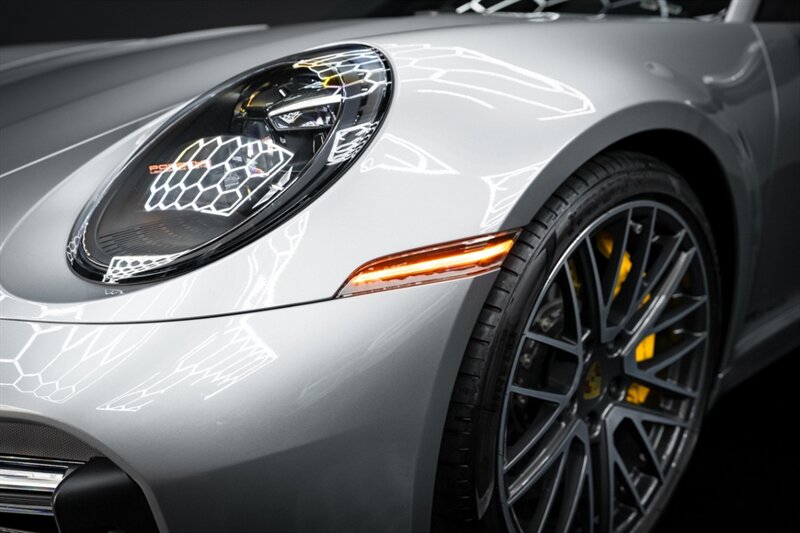 2021 Porsche 911 Turbo S - Photo 24 - Huntington Beach, CA 92649