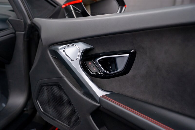 2019 Lamborghini Huracan LP 580-2 Spyder - Photo 34 - Huntington Beach, CA 92649