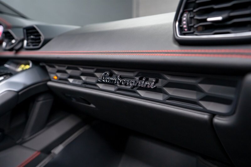 2019 Lamborghini Huracan LP 580-2 Spyder - Photo 12 - Huntington Beach, CA 92649