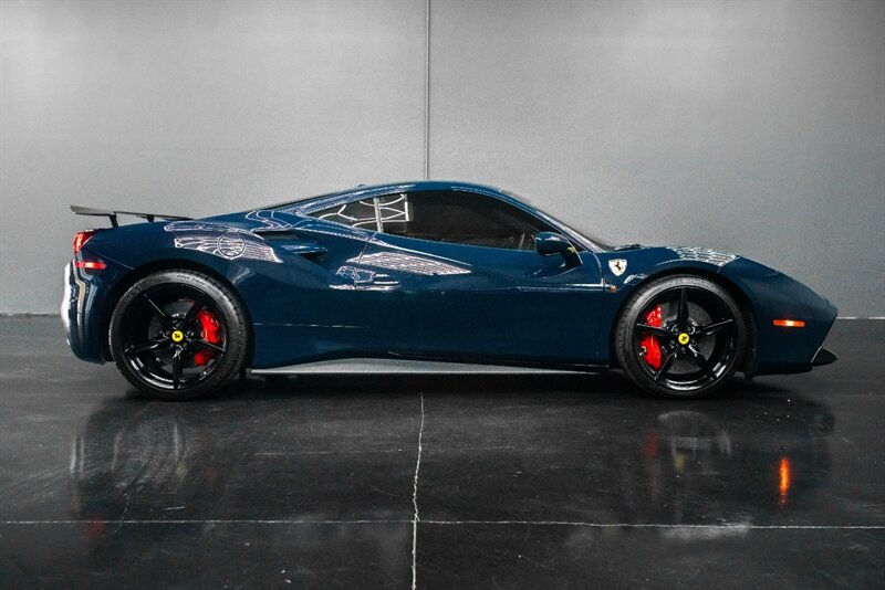 2018 Ferrari 488 GTB - Photo 18 - Huntington Beach, CA 92649