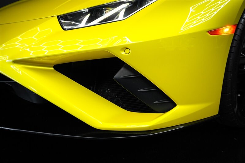 2020 Lamborghini Huracan EVO - Photo 60 - Huntington Beach, CA 92649