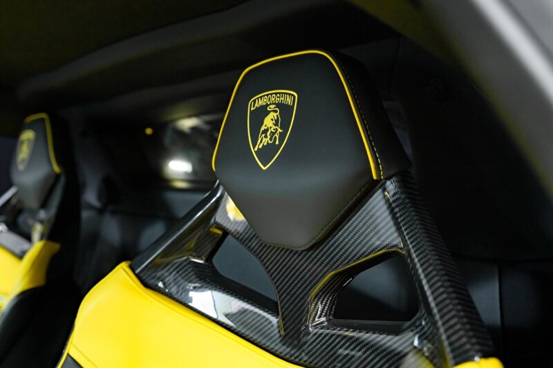 2020 Lamborghini Huracan EVO - Photo 45 - Huntington Beach, CA 92649