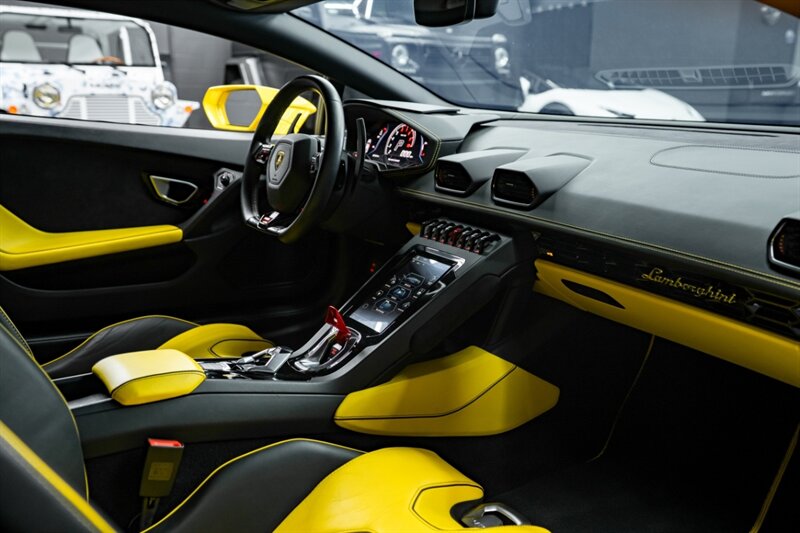 2020 Lamborghini Huracan EVO - Photo 17 - Huntington Beach, CA 92649