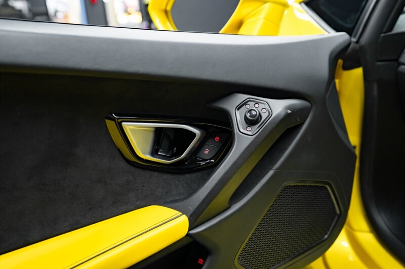 2020 Lamborghini Huracan EVO - Photo 20 - Huntington Beach, CA 92649