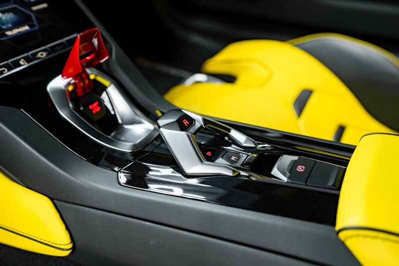 2020 Lamborghini Huracan EVO - Photo 29 - Huntington Beach, CA 92649