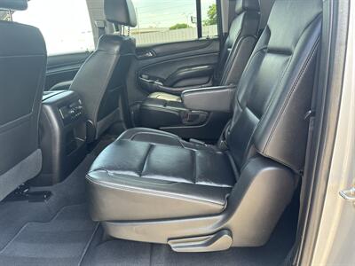 2019 GMC Yukon XL SLT Standard Edition   - Photo 8 - Amarillo, TX 79110