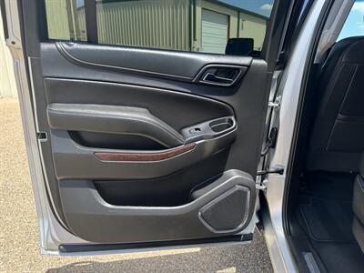 2019 GMC Yukon XL SLT Standard Edition   - Photo 6 - Amarillo, TX 79110