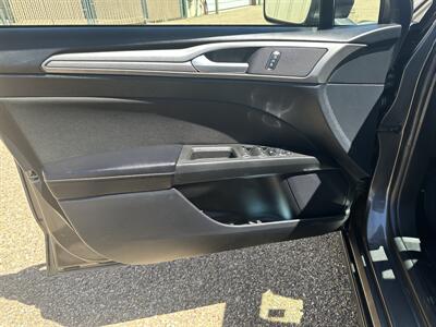 2020 Ford Fusion SE   - Photo 8 - Amarillo, TX 79110