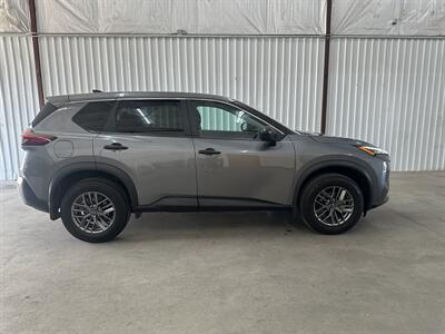 2022 Nissan Rogue S   - Photo 4 - Amarillo, TX 79110