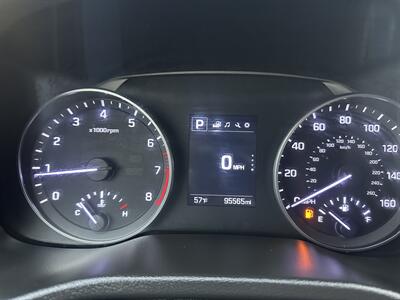 2018 Hyundai ELANTRA SEL   - Photo 12 - Amarillo, TX 79110