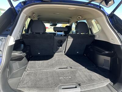 2020 Nissan Rogue SV   - Photo 5 - Amarillo, TX 79110