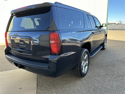 2018 Chevrolet Suburban LT   - Photo 4 - Amarillo, TX 79110