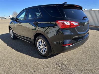 2020 Chevrolet Equinox LS   - Photo 2 - Amarillo, TX 79110