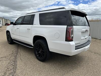2020 GMC Yukon XL SLT   - Photo 2 - Amarillo, TX 79110